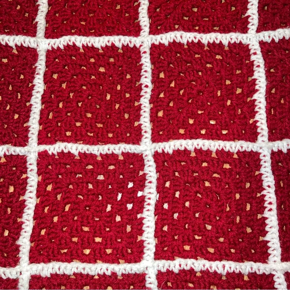 Crochet Red and White Granny Lap Blanket Throw Handmade 39” x‎ 41”